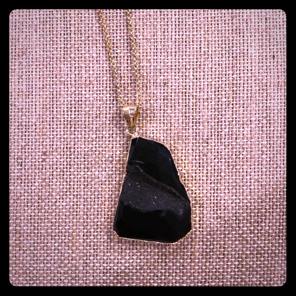 Eon Necklace
